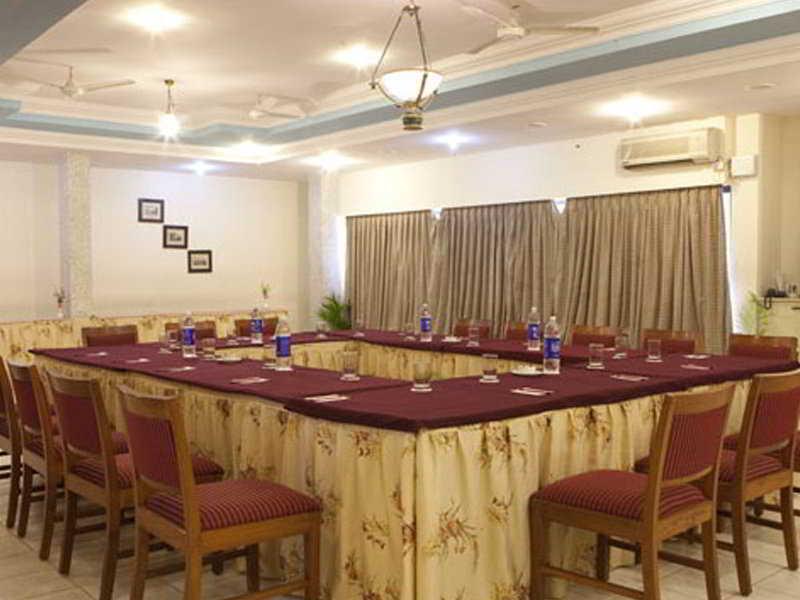 The Pearl Hotel Hassan Buitenkant foto